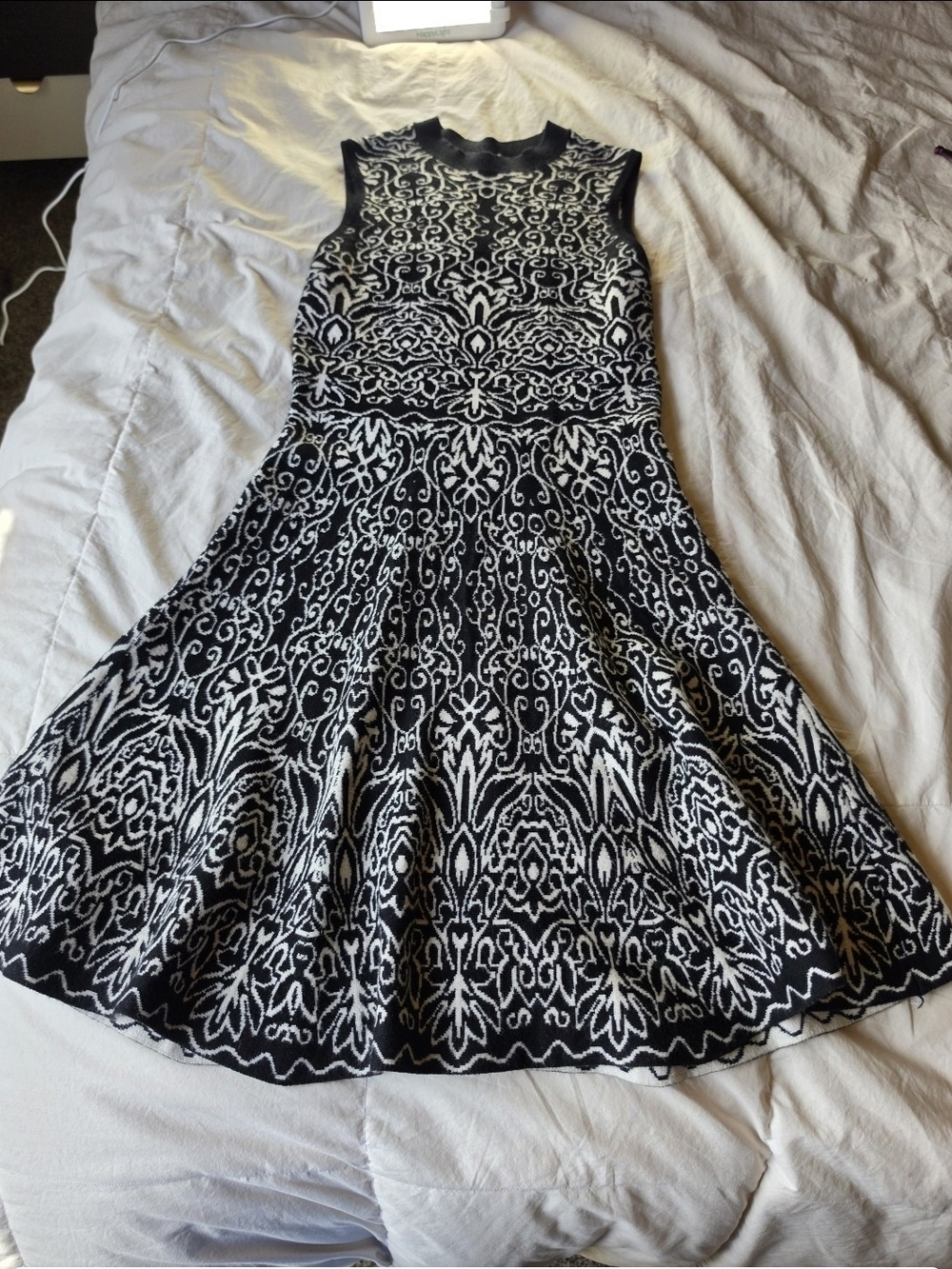 Xhilaration Small Black and White Sleeveless Fit-and-Flare Dress